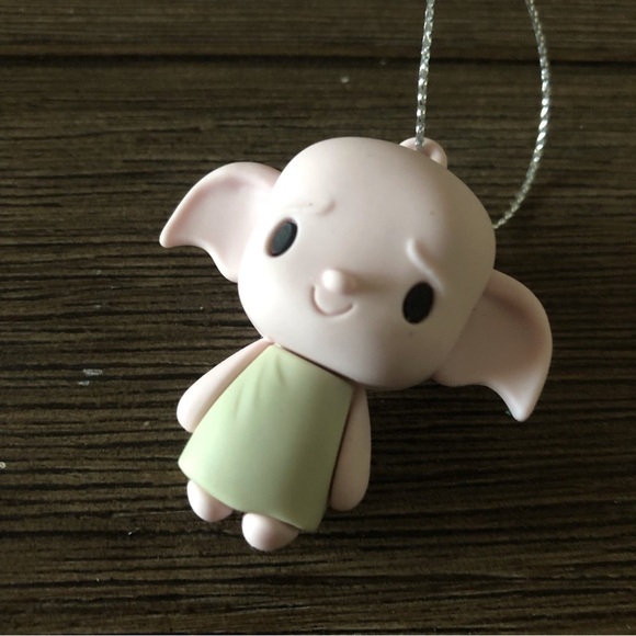 Hallmark Mystery Ornament: Harry Potter: Dobby - Picture 1 of 2